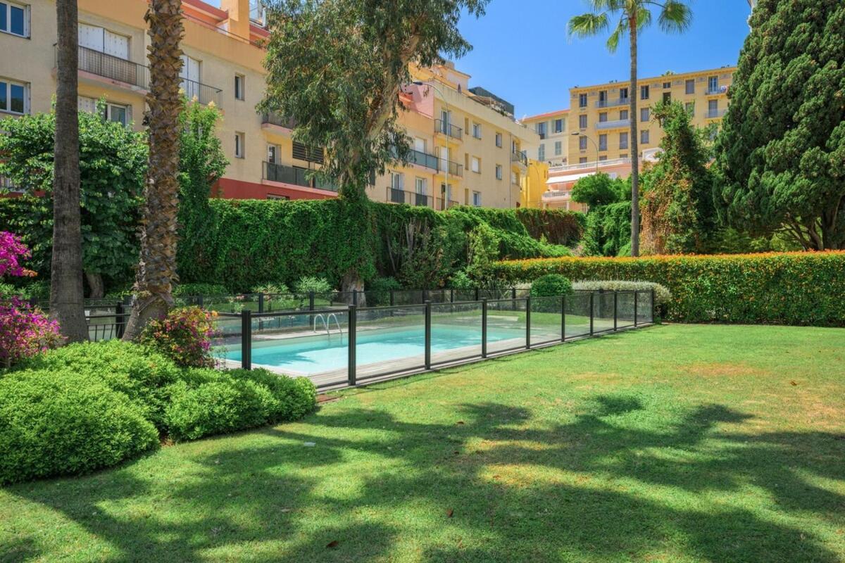 Le Coq Wagner - Parking - Air Conditioning - Pool Apartment ม็องตง ภายนอก รูปภาพ
